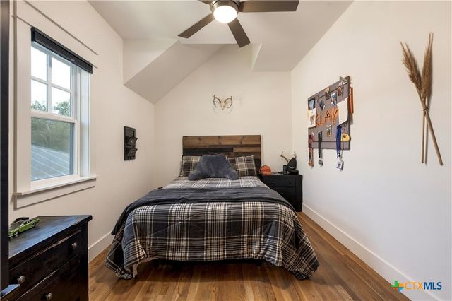 1112 Hauptstrasse, New Braunfels, TX 78130