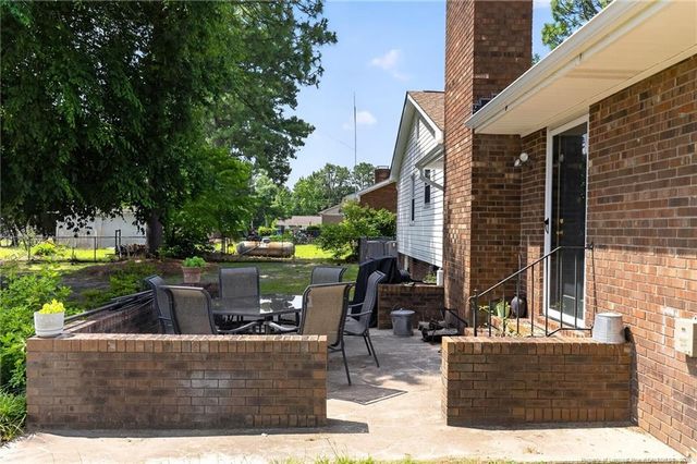 614 Garfield Drive, Fayetteville, NC 28303
