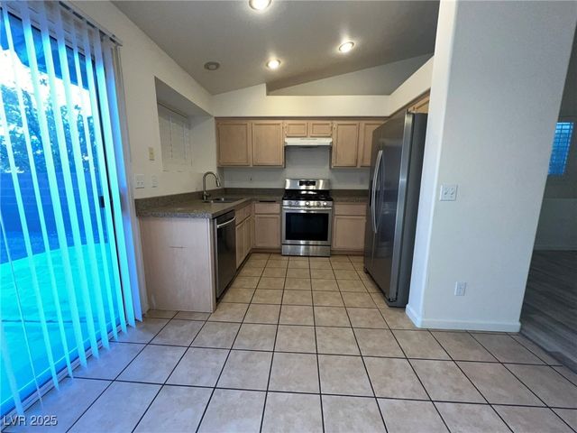 1708 Eagle Peak Way, Las Vegas, NV 89134