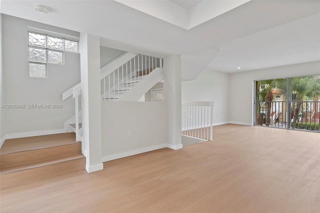 8631 NW 4th Terrace 1001, Miami, FL 33126