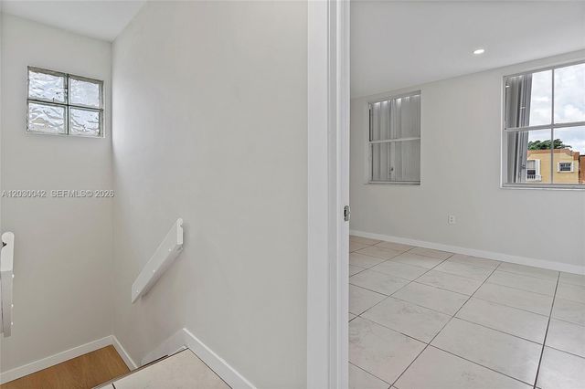 8631 NW 4th Terrace 1001, Miami, FL 33126