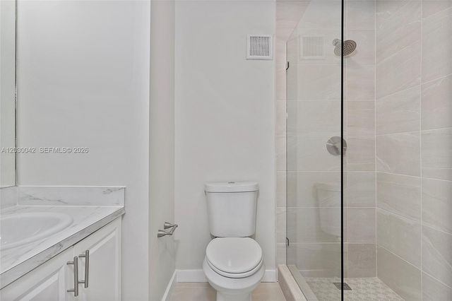 8631 NW 4th Terrace 1001, Miami, FL 33126