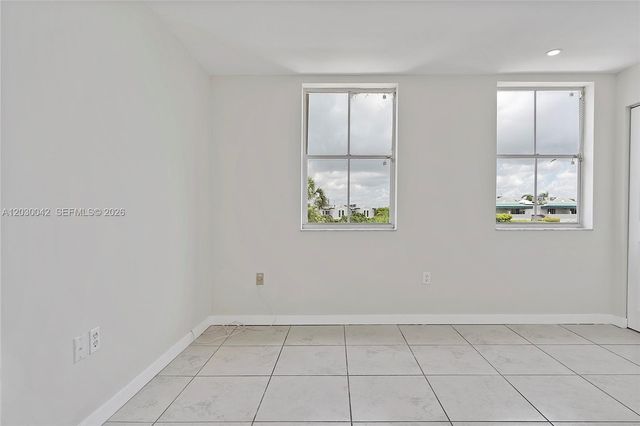 8631 NW 4th Terrace 1001, Miami, FL 33126