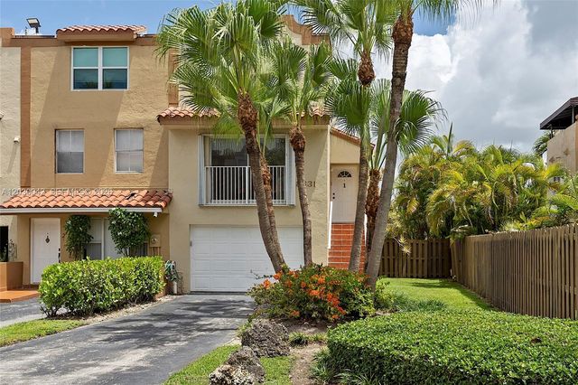 8631 NW 4th Terrace 1001, Miami, FL 33126