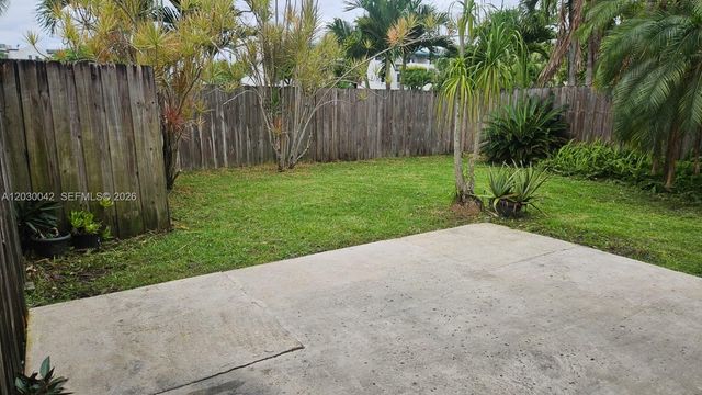 8631 NW 4th Terrace 1001, Miami, FL 33126