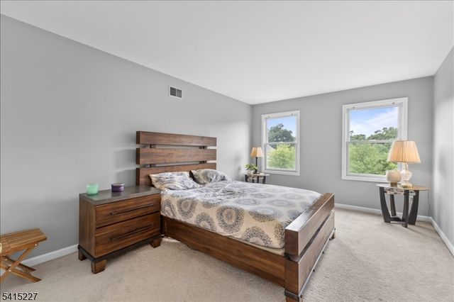 14 Elizabeth Ave, Washington Twp., NJ 07882