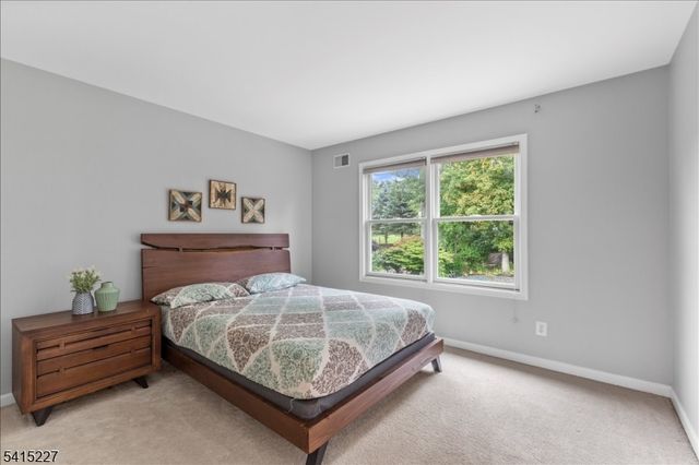 14 Elizabeth Ave, Washington Twp., NJ 07882