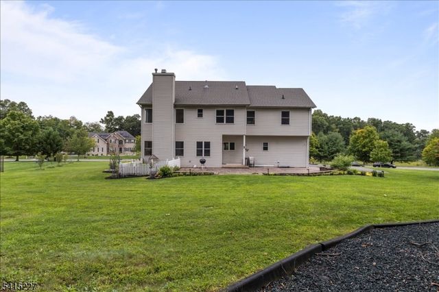 14 Elizabeth Ave, Washington Twp., NJ 07882