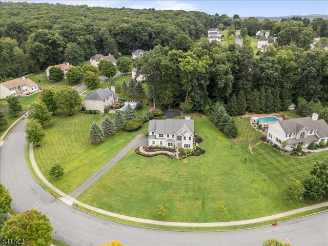 14 Elizabeth Ave, Washington Twp., NJ 07882