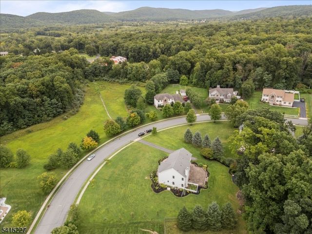 14 Elizabeth Ave, Washington Twp., NJ 07882