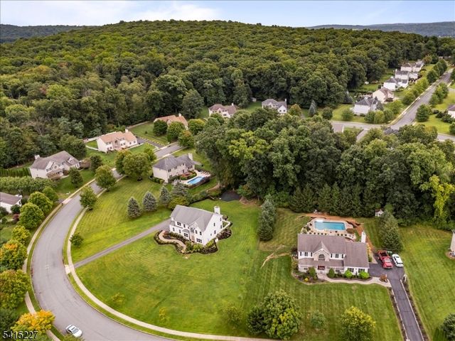 14 Elizabeth Ave, Washington Twp., NJ 07882