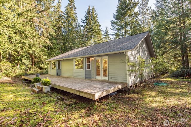 113 N Jensen Road, Port Angeles, WA 98362
