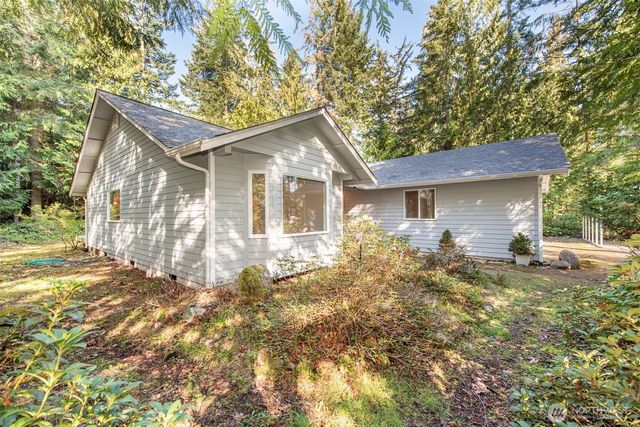 113 N Jensen Road, Port Angeles, WA 98362