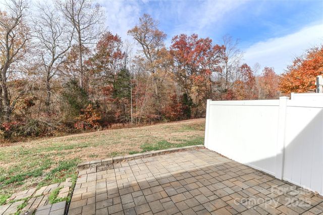 111 Beverly Chase Lane, Mooresville, NC 28117