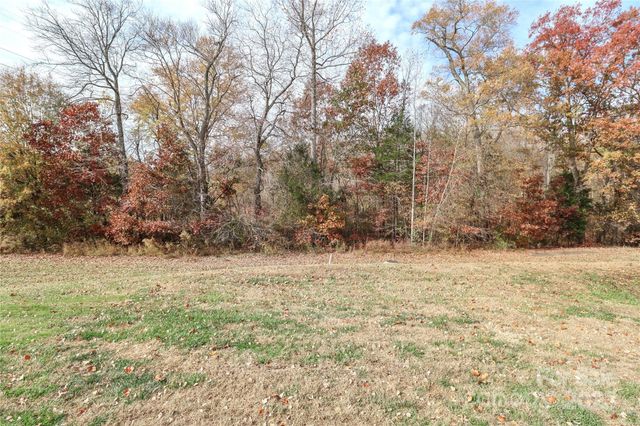 111 Beverly Chase Lane, Mooresville, NC 28117