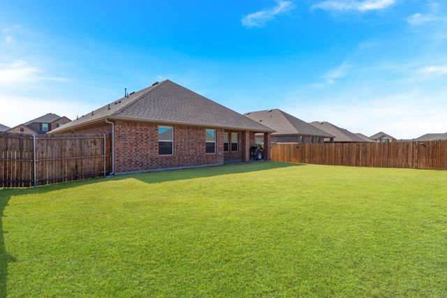 544 Spirehaven Drive, Fate, TX 75087