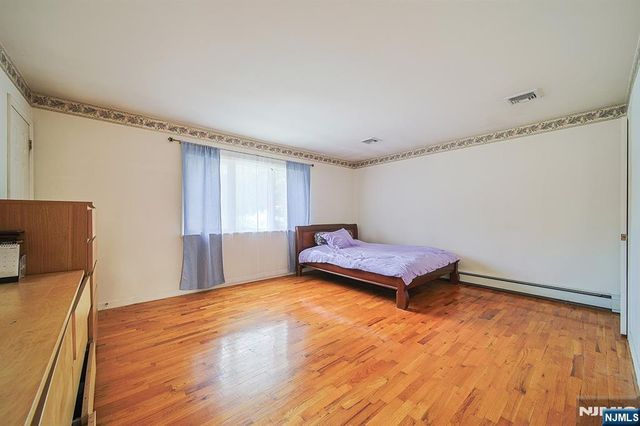 18 Carter Street, Norwood, NJ 07648