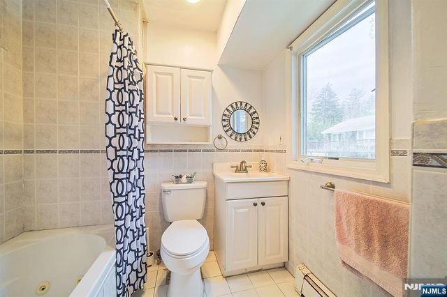 18 Carter Street, Norwood, NJ 07648