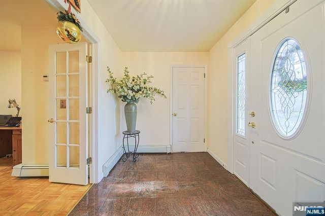 18 Carter Street, Norwood, NJ 07648