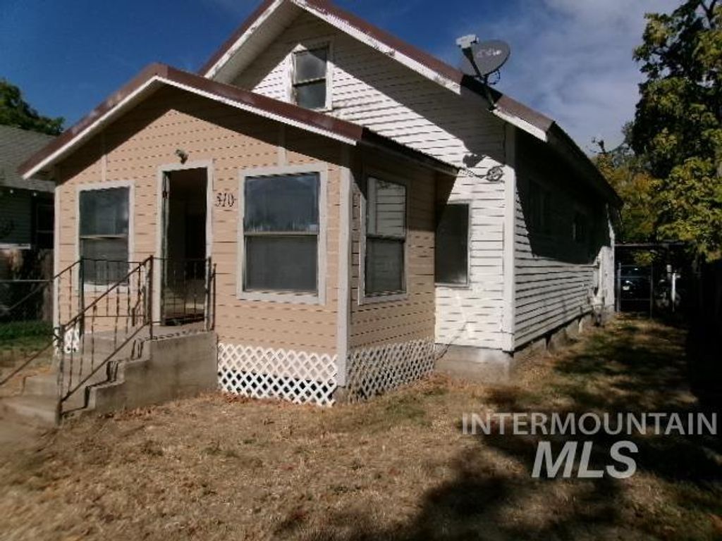 510 E 3rd St, Emmett, ID 83617 photo 3