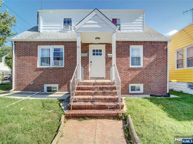 38 Orchard Place, Irvington, NJ 07111