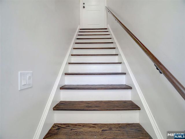 38 Orchard Place, Irvington, NJ 07111