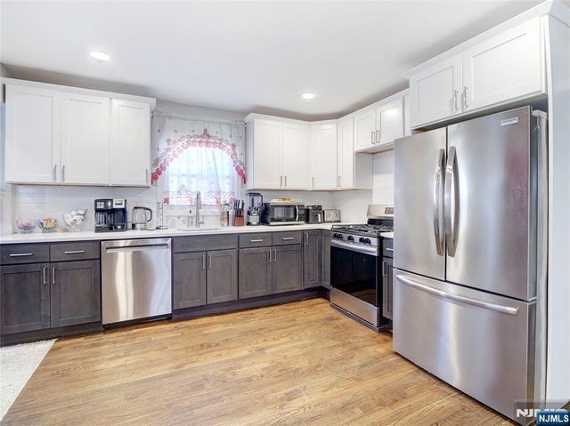 38 Orchard Place, Irvington, NJ 07111