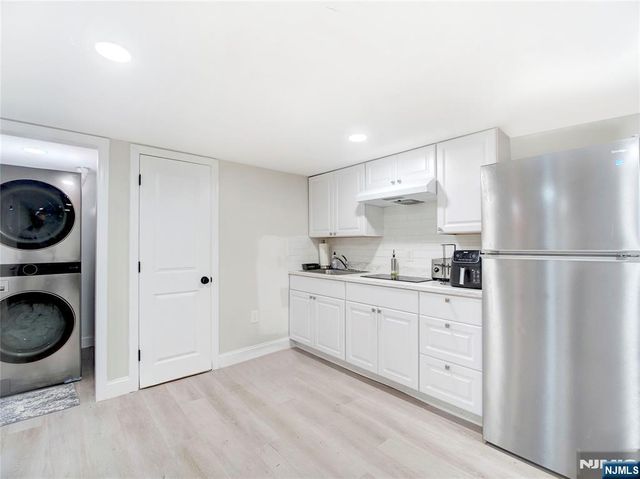38 Orchard Place, Irvington, NJ 07111