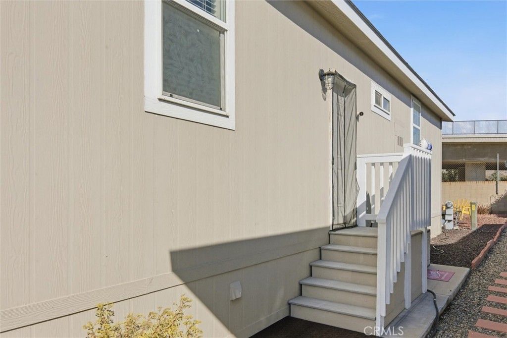 Image 18 of property listing at 3700 Buchanan 103, Riverside, CA 92503