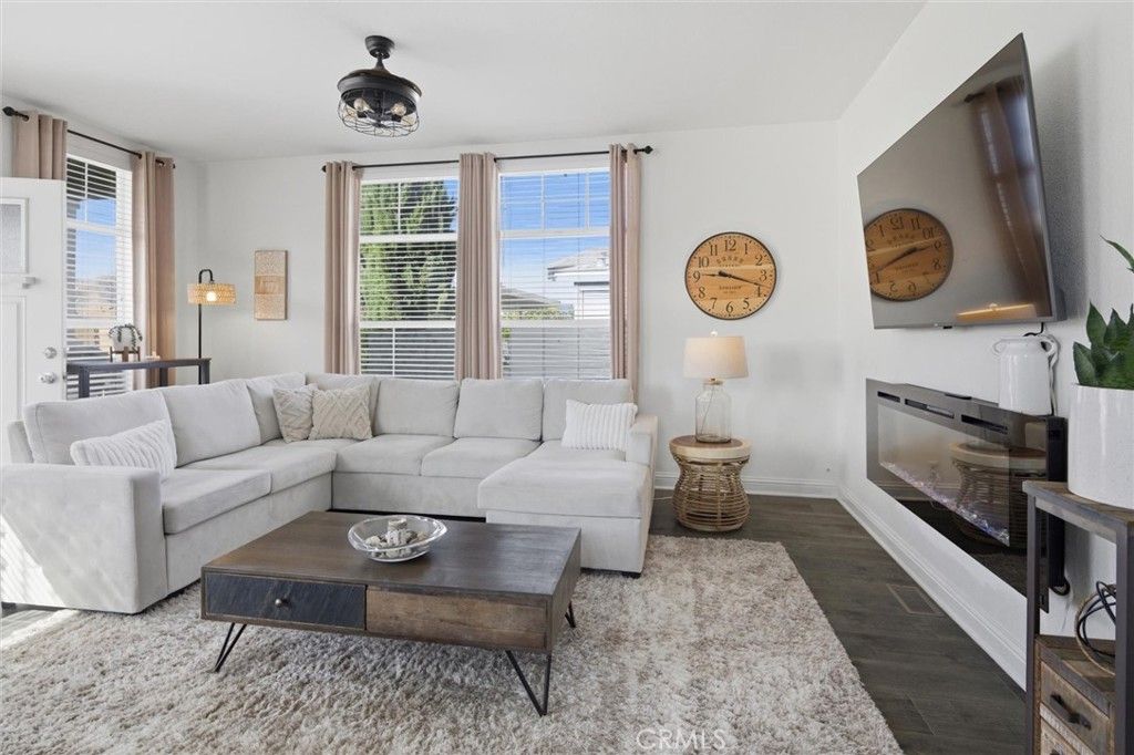 Image 6 of property listing at 3700 Buchanan 103, Riverside, CA 92503