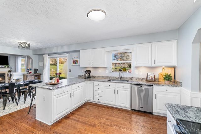 7606 Providence Woods Court, West Chester, OH 45069