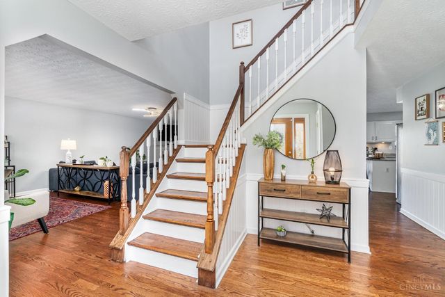 7606 Providence Woods Court, West Chester, OH 45069