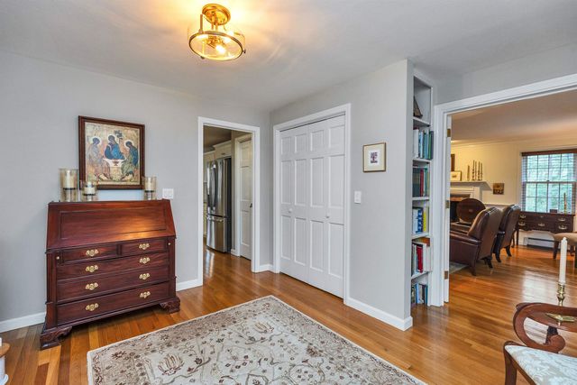 7 village woods Drive, Amherst, NH 03031