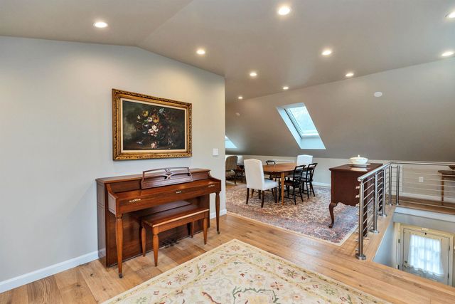 7 village woods Drive, Amherst, NH 03031