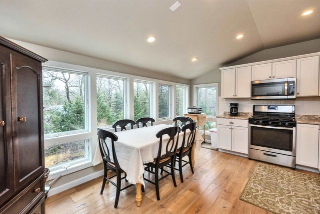 7 village woods Drive, Amherst, NH 03031