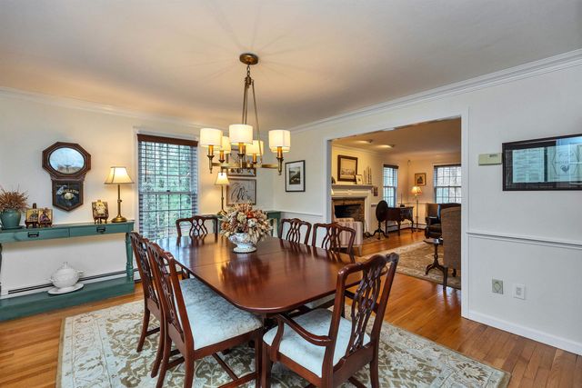 7 village woods Drive, Amherst, NH 03031