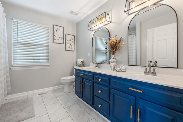 94 Spring Wind Circle, Ringgold, GA 30736