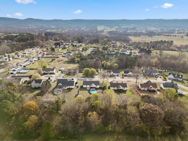 94 Spring Wind Circle, Ringgold, GA 30736