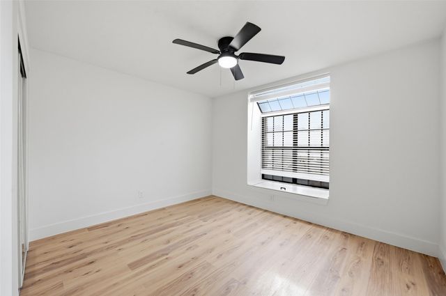 2505 Wedglea Drive 108, Dallas, TX 75211