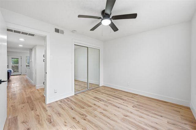 2505 Wedglea Drive 108, Dallas, TX 75211