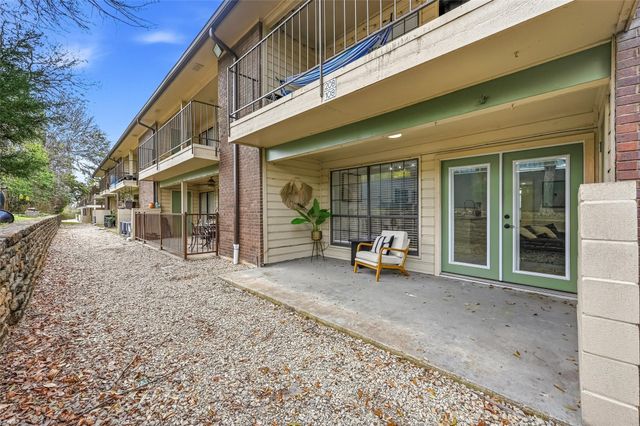 2505 Wedglea Drive 108, Dallas, TX 75211