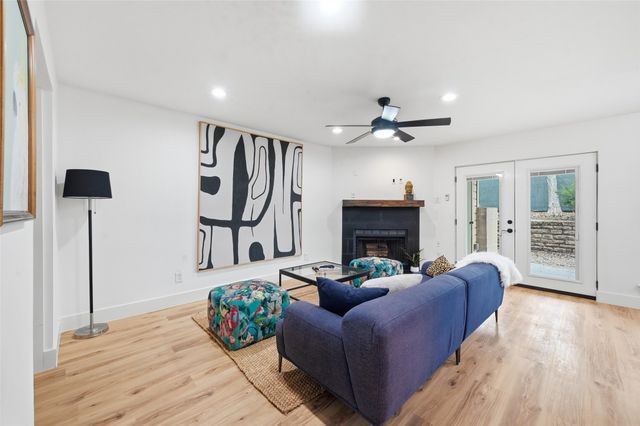 2505 Wedglea Drive 108, Dallas, TX 75211