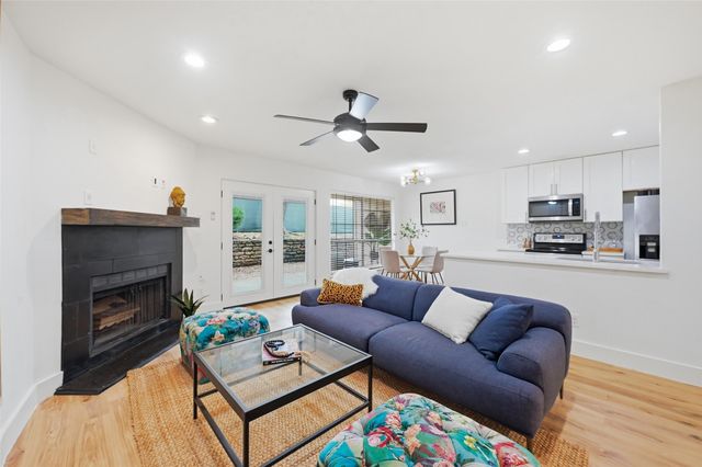 2505 Wedglea Drive 108, Dallas, TX 75211