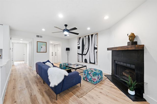 2505 Wedglea Drive 108, Dallas, TX 75211