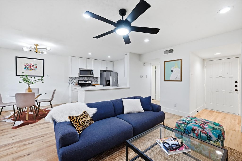 2505 Wedglea Drive 108, Dallas, TX 75211