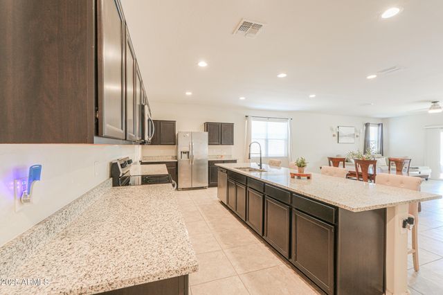 36467 W PAMPOLOMA Avenue, Maricopa, AZ 85138