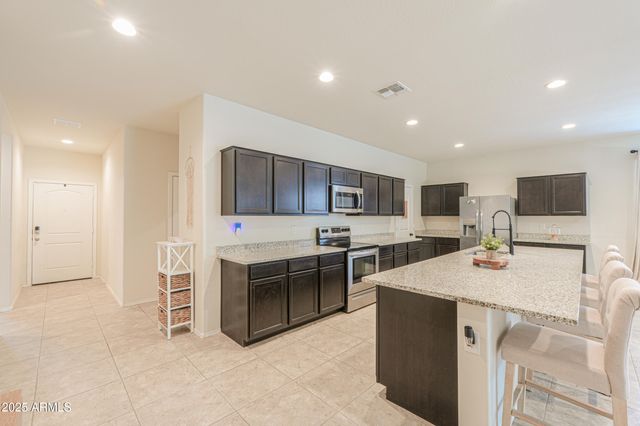 36467 W PAMPOLOMA Avenue, Maricopa, AZ 85138