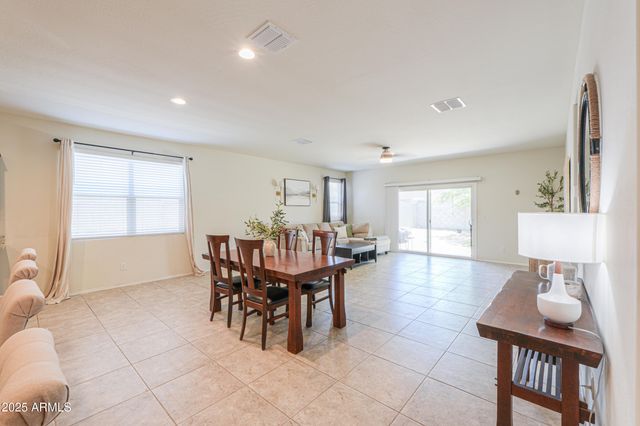 36467 W PAMPOLOMA Avenue, Maricopa, AZ 85138