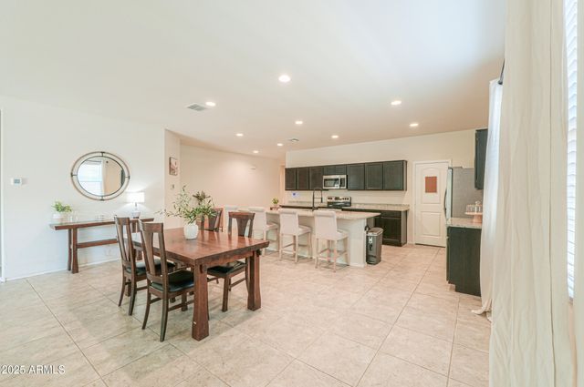 36467 W PAMPOLOMA Avenue, Maricopa, AZ 85138