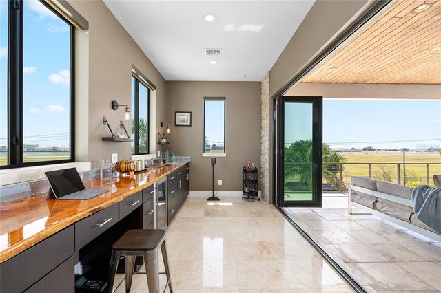 706 S DAVIS BOULEVARD, Tampa, FL 33606